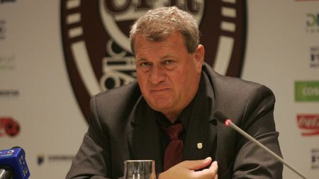 "Putem câștiga acest meci,** chiar dacă nu ne mai ajută cu nimic!"