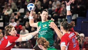 Bojana Popovic, fata cu luneta