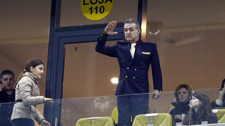 Gigi Becali îi răspunde lui Contra:** "Să-și vadă de treaba lui!" Cum decurg negocierile pentru Bokila