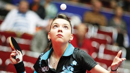 Bernadette Szocs s-a clasat pe locul 6 la puternicul turneu ITTF Europe Top 16. Dana Dodean a încheiat pe 8