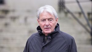 David Henderson, operatorul zborului în care și-a pierdut viața Emiliano Sala, susține că este „grav afectat” de tragedia aviatică!