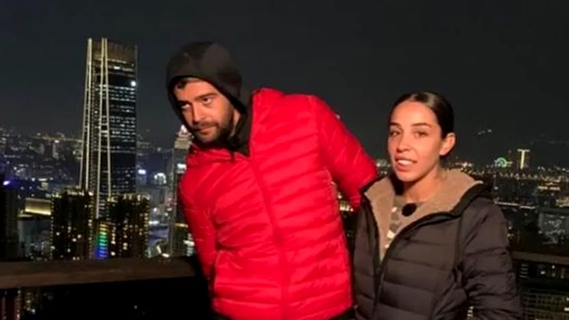 Pe cine vor să-i aibă nași Speak și Ștefania. Este un fost concurent de la ”Asia Express” și soția lui