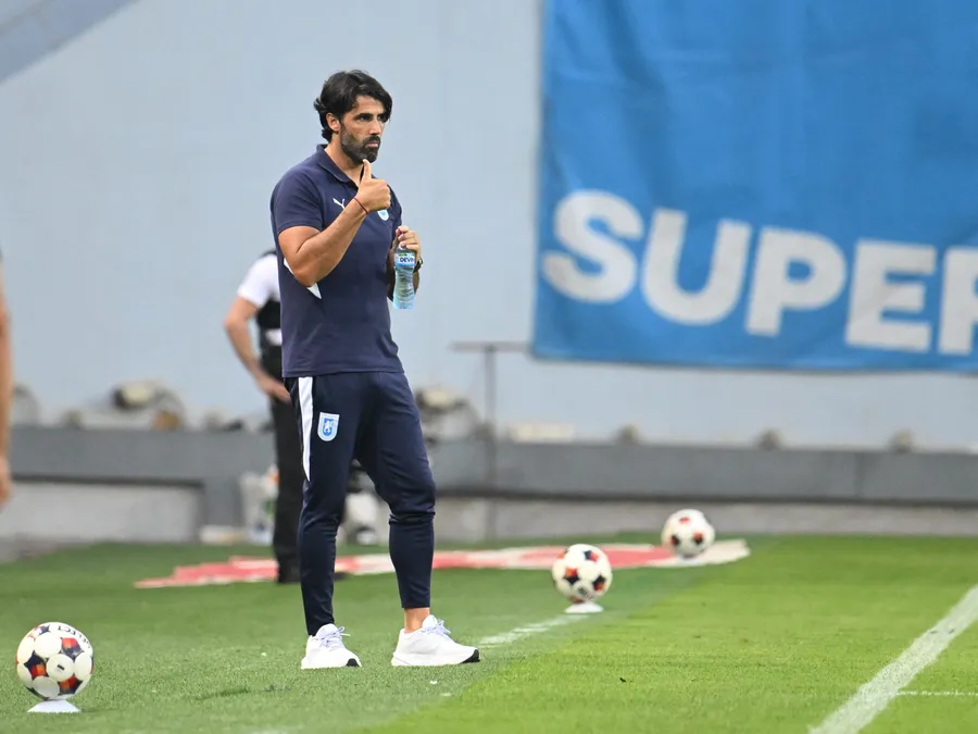 oltenii-pot-coelho-nu-cele-sapte-secvente-din-universitatea-craiova-ararat-armenia-1-1-care-arata-ca-mihai-rotaru-n-are-antrenor-de-grupa-europa-league-analiza-de-gabriel-berceanu