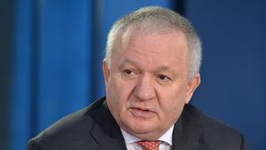 Adrian Porumboiu a dat verdictul! Ce echipe se vor lupta pentru titlu în Superliga. „Cine joacă bine acum? Farul, Rapid, Hermannstadt...”