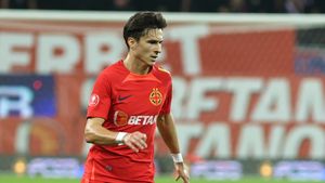 Dinamo a fost egalată în istorie de marea rivală după șapte decenii! Dorin Rotariu a devenit al 34-lea fotbalist care evoluează pentru ambele echipe în Derby de România | SPECIAL