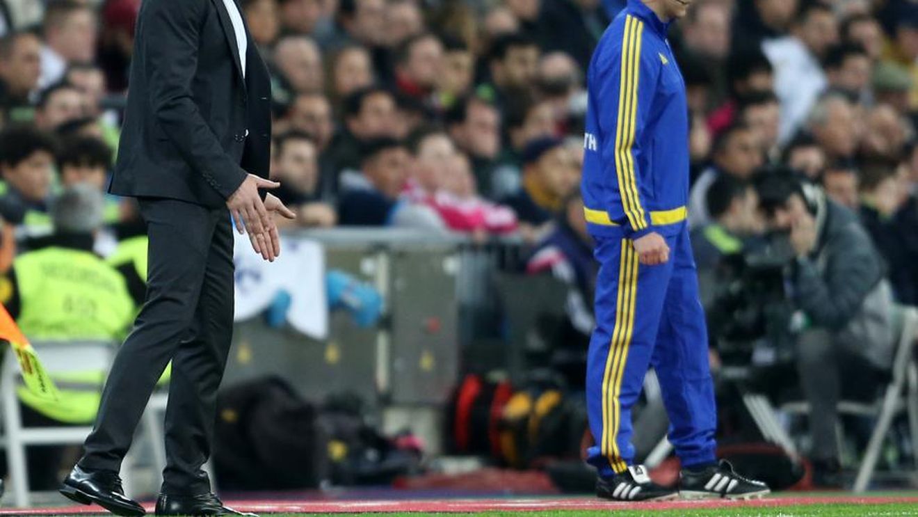 Gâlcă, apărat de jucători: "Suntem alături de el până la moarte, niciodată nu trebuie învinovățit doar antrenorul"