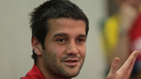 GALERIE FOTO | Cristian Chivu împlinește 34 de ani. FIFA și-a amintit azi de fostul internațional român