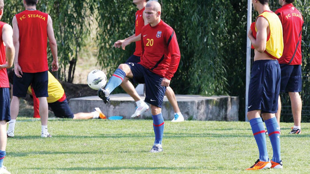 L-a lăsat "mască"!** Cum l-a impresionat Bourceanu pe Levi la primul antrenament