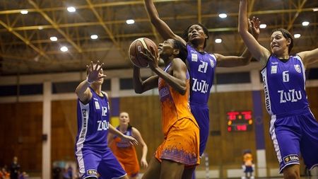 Dramatic, dar victorie!** Campioana s-a impus în ultimele secunde: Târgoviște - Alba Iulia 57-55