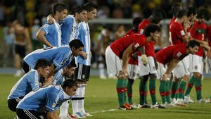 Echipa din Superliga l-a prezentat pe atacantul argentinian care a împărțit vestiarul cu trei campioni mondiali en-titre!