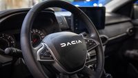 Cum arată Dacia Sandman, camperul așteptat de o lume întreagă. Spaniolii au creat imagini cu „bijuteria” ce pare un apartament pe roți