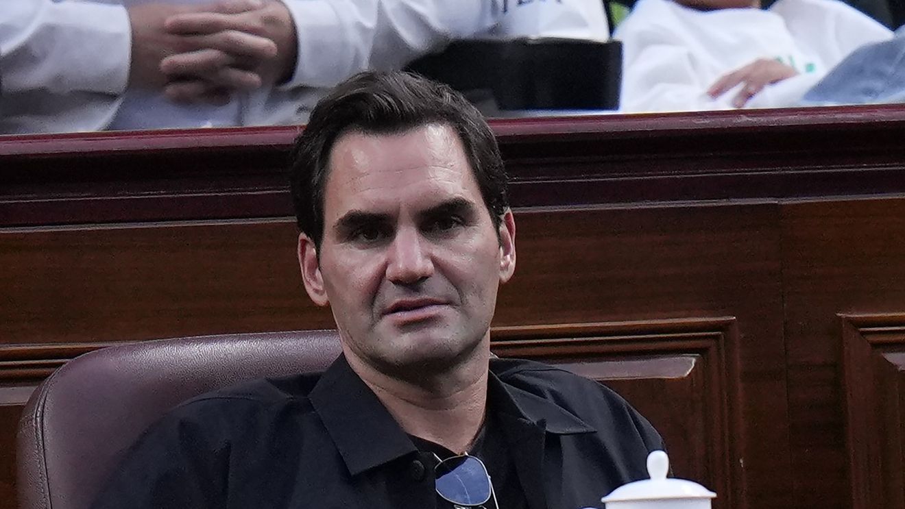 Cum a ajuns Roger Federer să aibă 360.000.000 de dolari. A luat 3% dintr-o companie elvețiană care se chinuia, dar valoarea pe piață a explodat datorită lui şi a ajuns la 12 miliarde de dolari