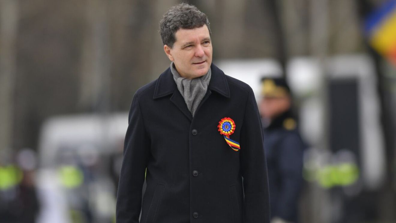 Reacția lui Nicușor Dan despre tragedia din Elveția în care și-au pierdut viața 40 de persoane