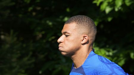 Anunț șoc! Kylian Mbappe, exclus din lotul lui PSG