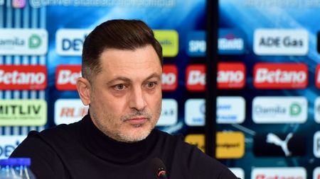 Mirel Rădoi a aflat de decesul lui Dinu Gheorghe în timpul conferinţei de prezentare la Universitatea Craiova: „Mi s-a făcut pielea de găină!"