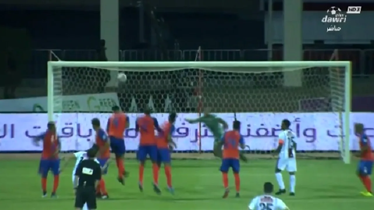 Gol fabulos marcat de Budescu, primul la Al Shabab! VIDEO | Reușita care l-a făcut pe Șumi să cadă în genunchi, după un moment uluitor oferit de Valerică Găman