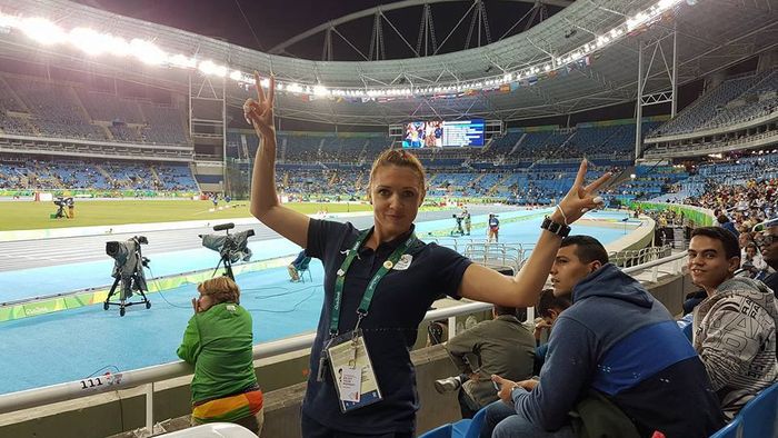 Andreea Arsine: "Decât să merg să dau mâna cu domnul Iohannis sau cu domnul Cioloș mai bine mă antrenez! Dumnealor să facă ce trebuie pentru a ajuta sportul!"