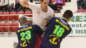 Dinamo își repară moralul pe spatele Potaissei Turda. Roș-albii au câștigat cu 26-20 și speră că au depășit pasa proastă