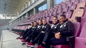 Handbalistele de la Rapid, în vizită pe noul stadion din Giulești: „Seamănă cu arena celor de la Espanyol sau Bilbao!”. Rapidistele visează să sărbătorească titlul acolo alături de galerie