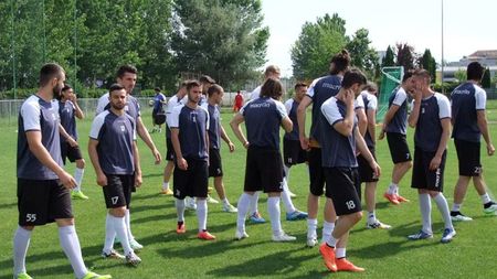 Reunire "săracă" la ACS Poli. Trupa lui Dan Alexa a avut puține noutăți la primul antrenament de la promovare: "Mai bine mai târziu decât deloc"