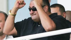 Iancu: "Batem tot acasă"