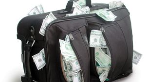 VALIZA HANDBALISTICĂ‚!