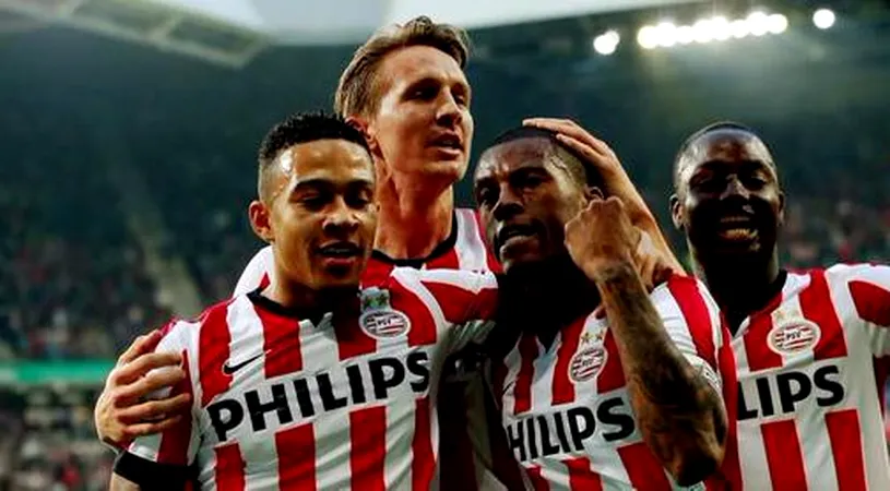 Doi fotbaliști ai echipei PSV, reținuți după o bătaie pe stradă