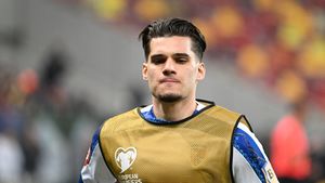 Ianis Hagi s-a accidentat, după o fază controversată, la care Rangers a cerut penalty. Verdictul specialistului în arbitraj din Scoția: „E contact, dar...”