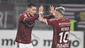 A cerut 4 transferuri de top la Rapid. Ce trebuie să aducă Dan Şucu: „Două extreme să facă diferența, competiție pentru Dobre şi Petrila”