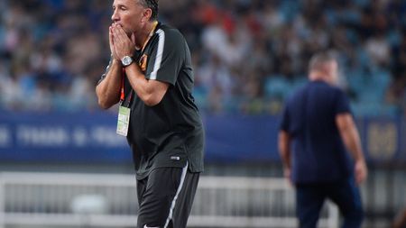 Motivul pentru care Dan Petrescu și-a amânat conferința de prezentare: "Nu se simte bine"