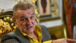 E gata cu transferul lui Louis Munteanu la FCSB! S-a terminat: Gigi Becali a făcut anunțul, după oferta de 1.500.000 de euro. VIDEO