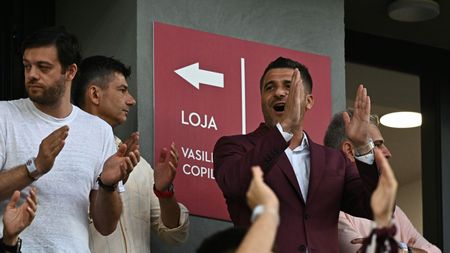 Daniel Niculae, făcut praf după reacția legată de antrenorul Rapidului! „E lipsă de respect pentru Lobonț”