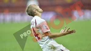 Inutil de frumos!** Rapid-Heerenveen 1-0! Roman a avut gol anulat eronat