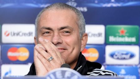 Mourinho, în formă maximă înainte de Steaua: "Chiar nu sunt prost!" Specialul nu avea cum să facă o asemenea eroare :) Cum a explicat o decizie "ciudată" luată în timpul ultimului meci