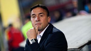 Eșecul de la Ceahlăul declanșează revoluția la Galați!** EXCLUSIV Tănase va tăia în carne vie: "Unii vor plăti bani, dar și locul din echipă"