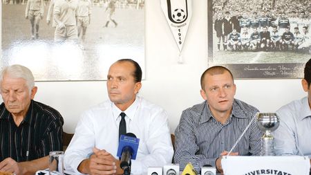 Dorinel Munteanu nu mai are ce căuta la "U"