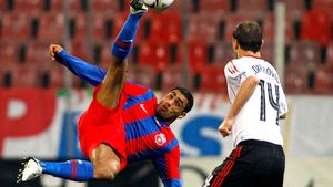 Nicoliță trage cu dinții să stea în Franța!** Nici măcar neconvocarea la echipa națională nu-l descurajează: "Vreau să rămân la St-Etienne"