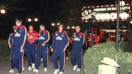 Tricolorii au ieșit la biliard