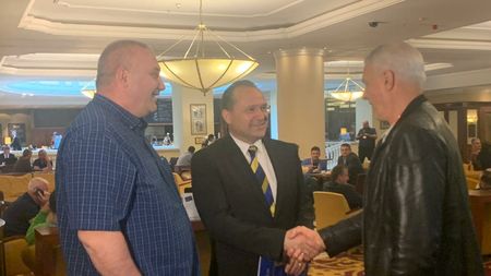 Prima reacție a lui Constantin Din după ce a devenit noul președinte al Federației Române de Handbal: „Am o demisie semnată în alb! Îmi acord un an de zile”. Ce spune despre legendele care nu au fost primite la Adunarea Generală