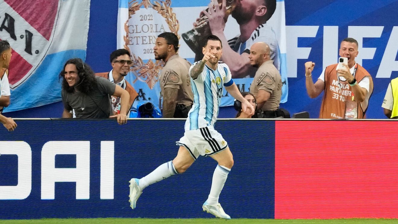 Leo Messi, RECORD fantastic! I-a depășit pe Pele și pe Mbappe datorită golului cu Capul Verde: cele mai multe contribuții în fazele eliminatorii ale Cupei Mondiale din 1966!