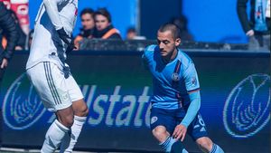 "Magic!". VIDEO | Mitriță a spart gheața în MLS cu un gol Ã  la Ronaldinho, după o cursă de senzație