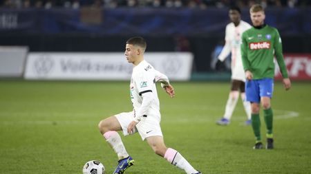 PSG e în alertă: noul fenomen din club, copilul minune Ismael Gharbi, ar putea pleca liber de contract! Șeicii fac eforturi disperate pentru a-l ține la Paris