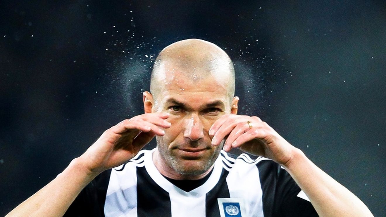 12 lucruri inedite pe care încă nu le știți despre Zinedine Zidane. Amănunte din viața personală și momente interesante ce i-au influențat cariera