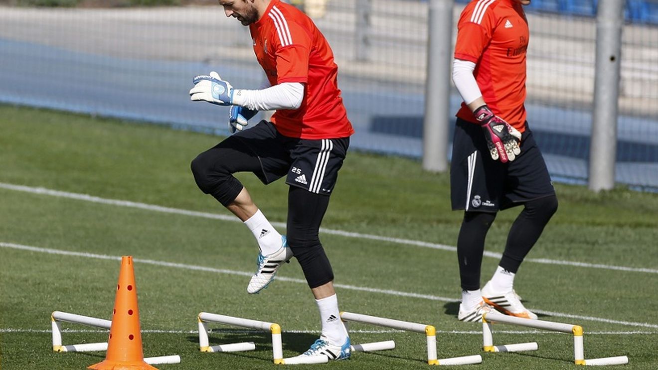 Lopez sau Casillas? Un portar va pleca de la Real Madrid, după achiziția lui Navas