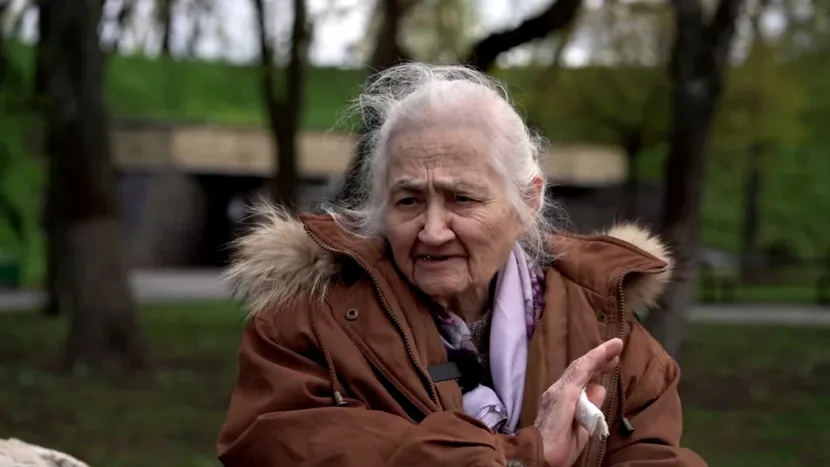 Povestea femeii care a supraviețuit Holocaustului și a scăpat teafără din Mariupol. ”Un bărbat stătea pe una dintre bănci, iar fața i-a fost distrusă de o bombă”