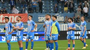 ProSport, confirmat! Lovitură puternică încasată de Mirel Rădoi: Mihai Rotaru l-a vândut în Rusia pe titularul de la Universitatea Craiova