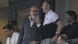 Gigi Becali îl contrazice pe Mihai Stoica și anunță strategia de transferuri de la FCSB