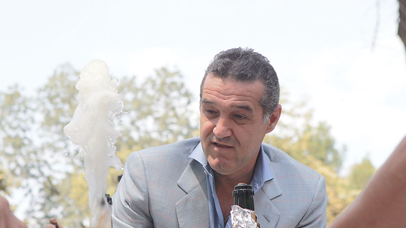 Becali: "Steaua este drogul meu"