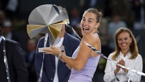 Mesajul Arynei Sabalenka pentru Coco Gauff, după ce a învins-o în finala de milioane de euro de la Madrid! Bielorusa a început să râdă