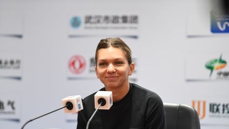 Simona a atras privirile la petrecerea jucătoarelor de la Moscova: "Nu mă așteptam să te văd așa". FOTO | Cum s-a îmbrăcat liderul mondial